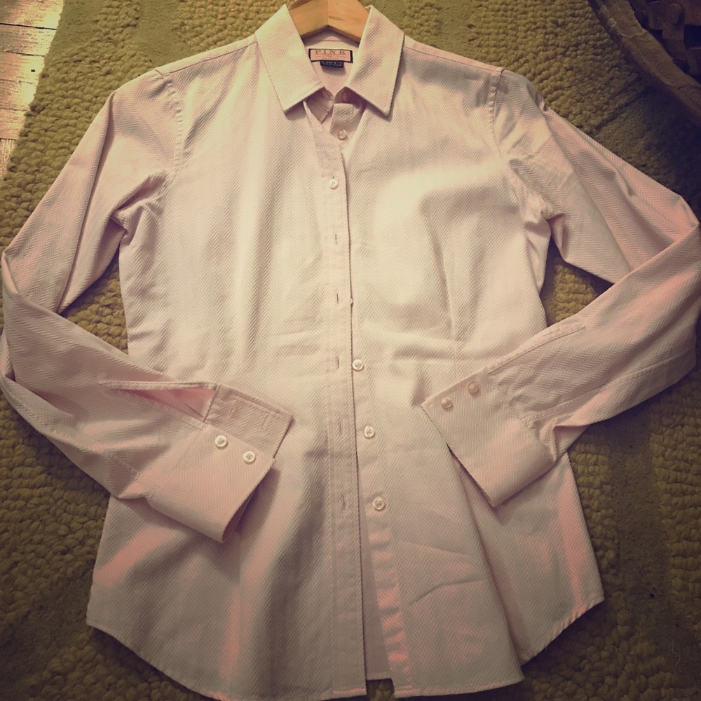 Thomas Pink long-sleeved button-down